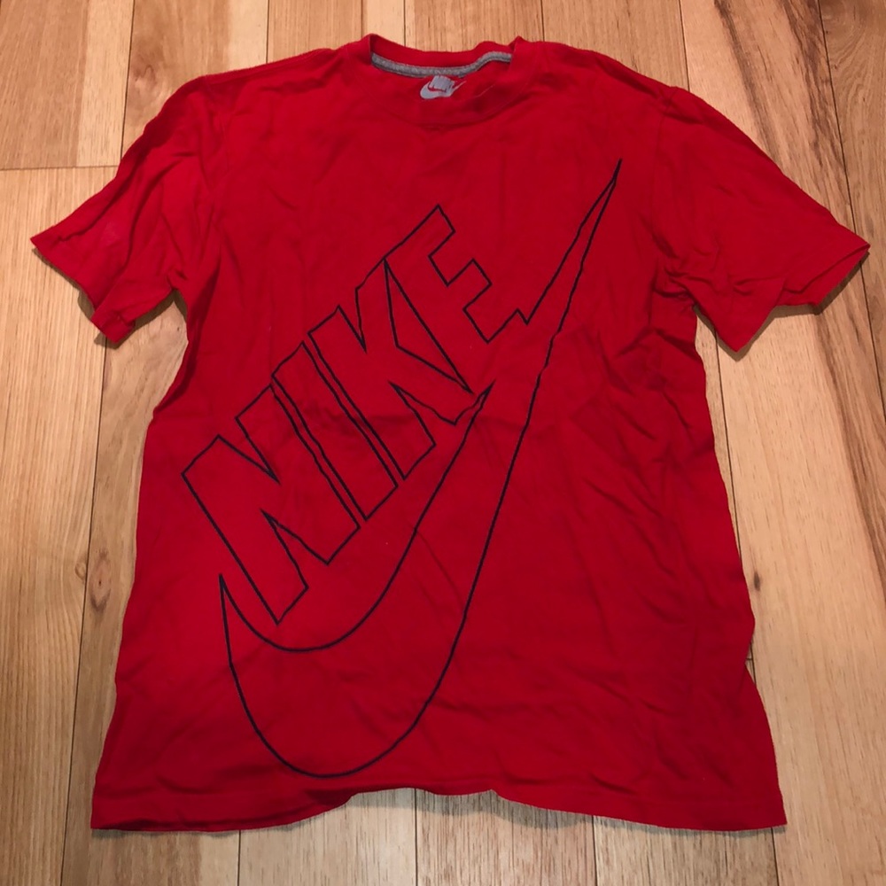 Nike T-shirt
